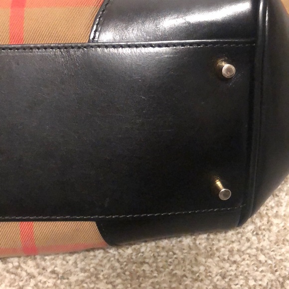 Burberry Handbag - Picture 6 of 11